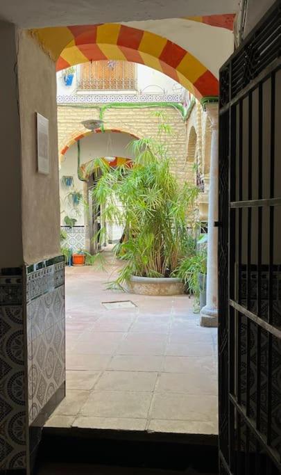 Patio De La Corredera Apartment Cordoba Luaran gambar