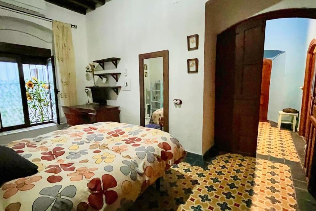 Patio De La Corredera Apartment Cordoba Luaran gambar