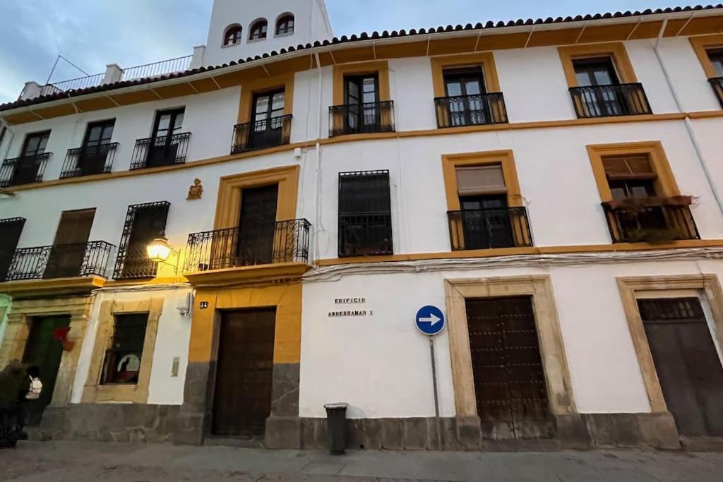Patio De La Corredera Apartment Cordoba Luaran gambar
