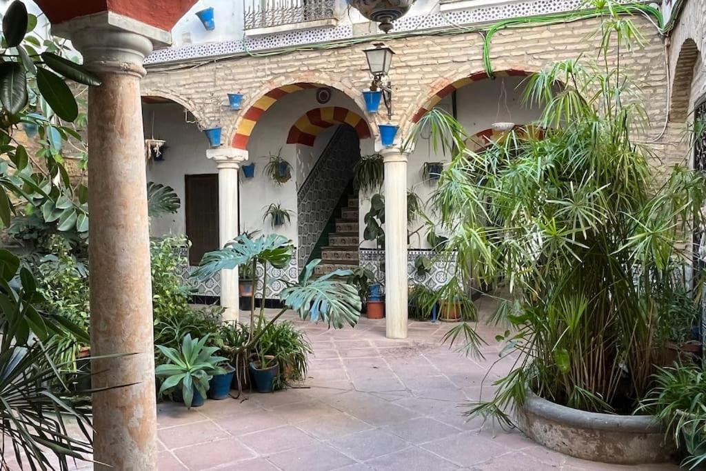 Patio De La Corredera Apartment Cordoba Luaran gambar